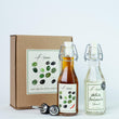 Load image into Gallery viewer, SPANISH OLIVE OIL AND BALSAMIC GIFT BOX - 250ML CHILLI OIL AND 250ML WHITE BALSAMIC (BLANCO) WITH TWO CHROME POURERS