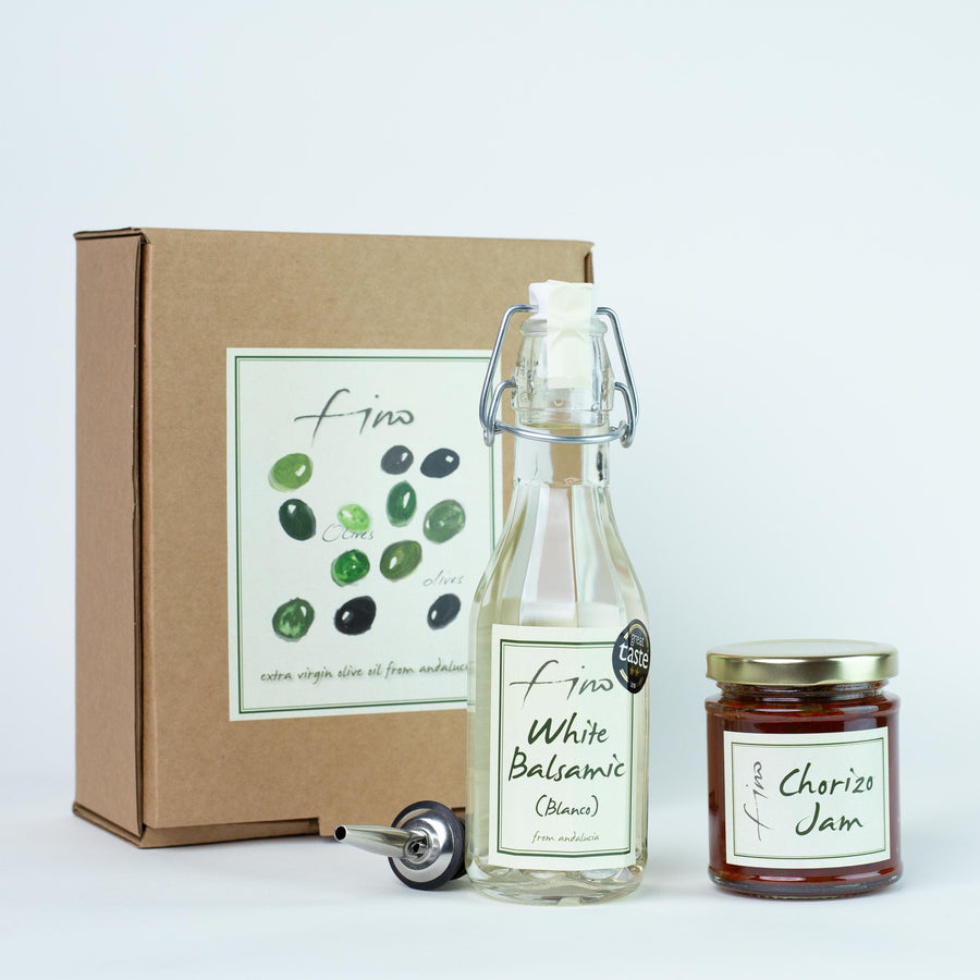 WHITE BALSAMIC (BLANCO) AND CHORIZO JAM GIFT BOX WITH CHROME POURER